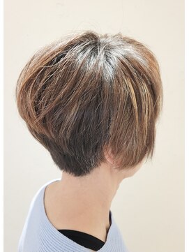 松本平太郎美容室 国立店 グラデーションボブ