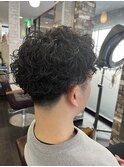 緩めツイストスパイラルパーマ波巻きパーマメンズパーマ20代30代