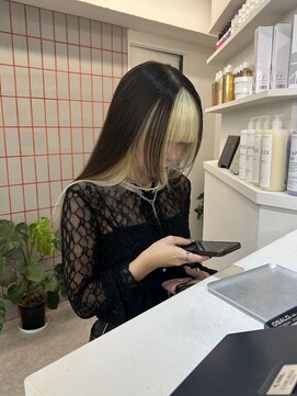 ペレ 渋谷(PELE) イメチェン/ホワイトブロンド/外ハネボブ/美髪/渋谷