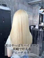 コワファースト長崎シャンプーボーイ 2nd(COIFF1RST 長崎 SHAMPOO BOY) 長崎ハイトーン 韓国風ホワイトブロンド ケアブリーチ