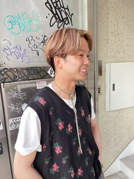 ミュー(Mu) ハイライト　センターパート　メンズハイトーン