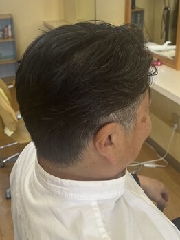 【メンズ歓迎】ON/OFF自在の“デキる男”スタイル。清潔感とデザイン性を両立◎[花巻/メンズカット]