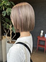 ザザ ZA/ZA 目白&nbsp;ミルクティーベージュのハイトーンボブ