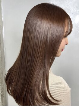 チュラック(Chulack)の写真/うるツヤ髪で美人度UP♪話題のトリートメントも多数ご用意◎乾燥しパサついた髪に栄養分をしっかり補給☆