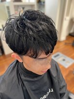 ルシードスタイル キューブ メンズ(LUCIDO STYLE Cube men's)&nbsp;韓国風センターパート×メンズマッシュ｜黒髪ナチュラルヘア