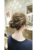 シニヨンヘアアレンジ