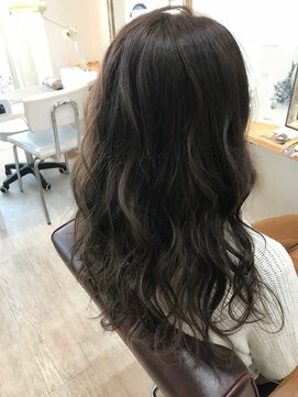 ヘア クリエイト ココカラ(hair create Cocokara) 透明感いっぱい！アッシュグレー☆