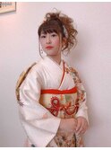 成人式ヘア　サイドシニヨン