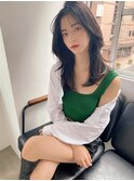 暗髪で抜け感オシャレなクアンクヘア