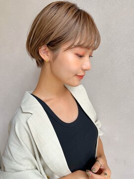 アンアミ キチジョウジ(Un ami Kichijoji) 耳にかけても可愛いショートヘア ○堀越太真樹