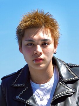 クロムトウキョウ ザ バーバー ネオン 新宿店(CHROM TOKYO the Barber ne/on) ハイトーン/スパイキーショート／ボックスショート