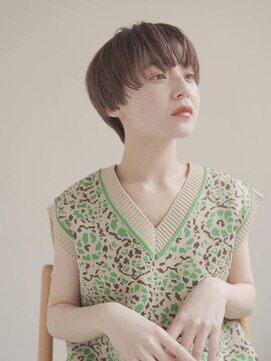 ムク 甲府(muku.) 前髪/小顔に見せるヘア/ココアベージュ/オリーブグレー[甲府駅]