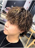 渋谷メンズパーマ波巻きスパイラルパーママッシュウルフカット