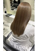 リー 尼崎(Lee)&nbsp;ハイトーンのベージュカラーデザイン