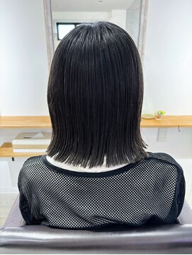 ラッキーヘア 加古川(Lucky Hair) ぱつっとボブ【芝本】