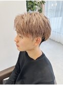 メンズブリーチ・ミルクティーベージュ・刈り上げショート