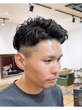 レム(LEM) 大人のリバースショートスタイル