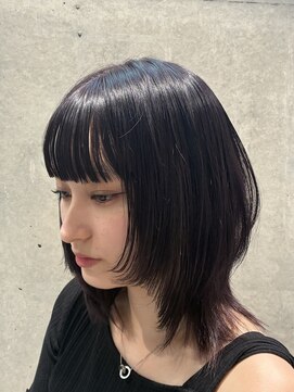 アッシュ 武蔵新城店(Ash) 『クールビューティー』ミディアムウルフ