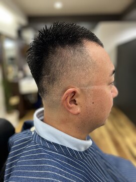 シャンディズバーバーショップ(SHANDY's BARBER SHOP) スキンフェード