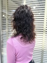 ロライマ 中目黒(roraima)&nbsp;スパイラル/縦巻き/パーマ/トリートメント/ミディアム