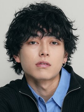 フィフス(fifth) 原宿シャドウパーマメンズパーマセンターパートウルフ20代メンズ