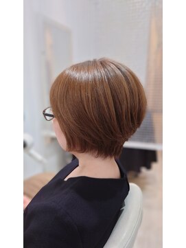 ソイル(Soil) ハイトーンショートボブ