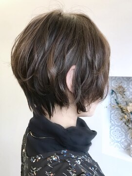 ロイヤルヘアー(ROYAL HAIR) フェミニンショート