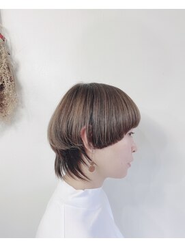 ハウディ(Howdy) マッシュウルフ