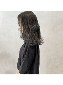 ミント(mint) 暗髪グレー/くすみカラー/アッシュグレー/ブルージュ