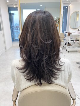 レミエ ダイカンヤマ(lemiie) 代官山 lemiie☆キレイめのウルフカット☆コンサバウルフ