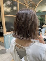 ロンドフルール 大宮東口(Lond fleur)&nbsp;【石畑結華】ハイライト外ハネ切りっぱなしボブ