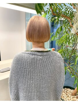 イギー(igggy) ミニボブ☆ケアブリーチ☆クリームベージュ