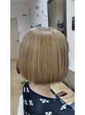 ミルクティーベージュ