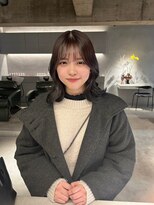 リール(rire)&nbsp;rireイメチェン前髪アンブレラカラーこなれミディウェーブパーマ