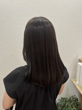 ロメ(Lome) グレージュカラー