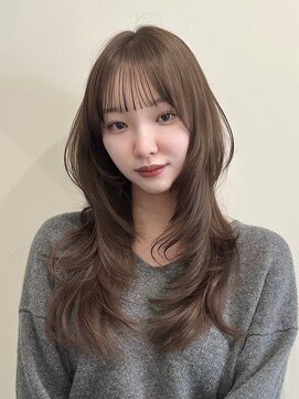 ライン(LINE) 韓国風/レイヤー/小顔/前髪カット/髪質改善/グレージュ/透明感