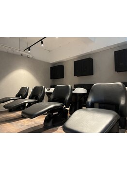 【心斎橋】全席半個室×マンツーマンで相談しやすい◎洗練された技術を持つスペシャリストが理想をカタチに