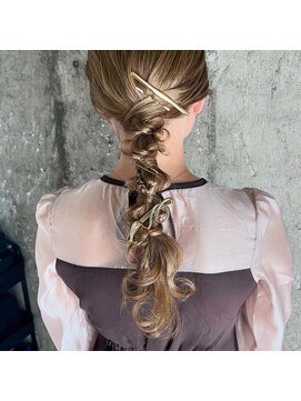 ジェムクレオ(gem.creo) タイトアレンジ