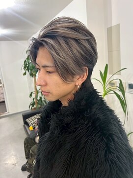 メンズサロン キング 心斎橋店(Men’s salon K!ng) メンズカット/ブリーチ/ニュアンスパーマ/メンズハイライト/眉毛