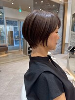 ソワネ 表参道(soigne)&nbsp;青山白髪ぼかしハイライトウルフショートヘアッシュベージュ40代