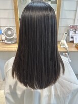 ヘアデザイン アニー(Hair Design Annie) 艶感ストレート