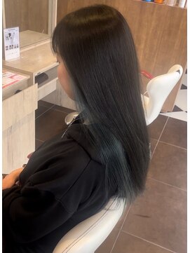 アース 会津若松店(HAIR&MAKE EARTH) ナチュラル艶ストレート×インナーブルーグレージュ