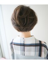 ローラン(ROULAND)&nbsp;毛流れの美しいアッシュグレージュショート