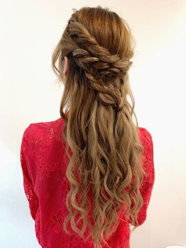 ヘアメイク エンカレッジ(HAIR MAKE encourage) ハーフアップ☆