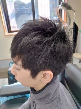 バーバーカミヤ(BARBER髪屋) ナチュラルヘア