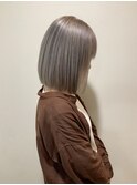 ハイトーンカラー×ホワイトベージュ×ボブ、ウェット