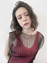 ココ 本八幡(KOKO)&nbsp;黒髪クラゲヘアーオリーブグレー小顔ココアベージュ丸型卵型ボブ