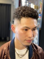 バーバー スタジオ ラフテル(Barber Studio RAFTEL)&nbsp;ショートアフロ