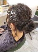 サイド編み込みアップヘア