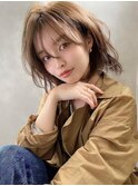 大人カジュアルな無造作ミディ